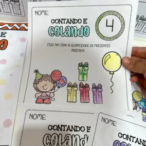 Contando e colando- Presente de Aniversário